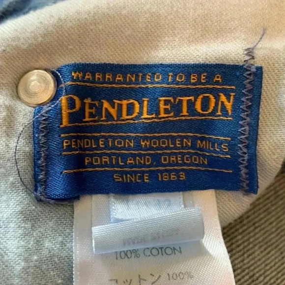 Pendleton, 100% cotton, heavy weight, light wash,  straight leg, high rise jeans - Picture 5 of 7